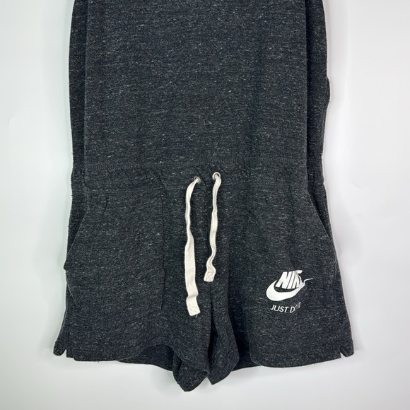 Vintage Nike Gray Sleeveless Romper Size Small - Picture 3 of 10